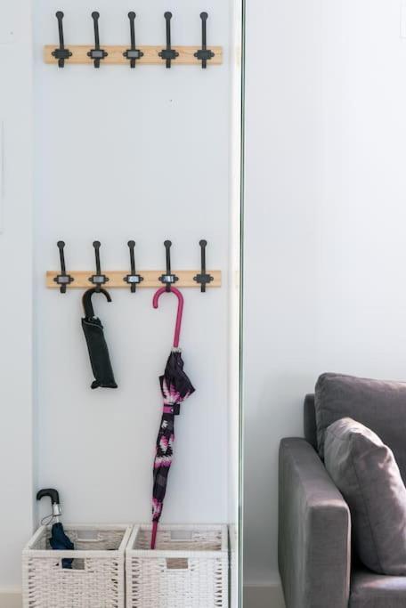 Apartamento Moderno En Triana 2 Dormitorios Y Aire Acondicionado Севилья Экстерьер фото