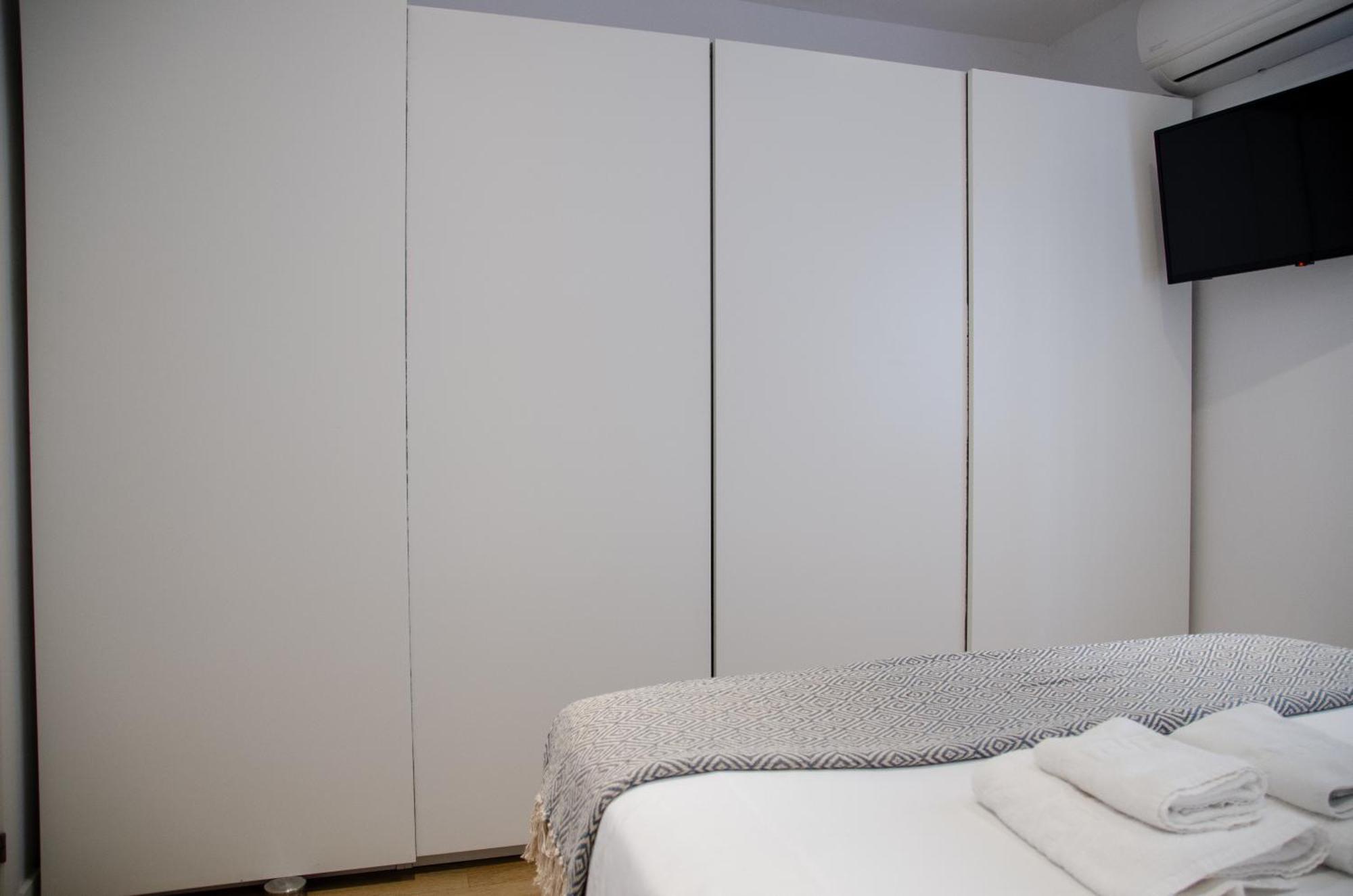 Apartamento Moderno En Triana 2 Dormitorios Y Aire Acondicionado Севилья Экстерьер фото