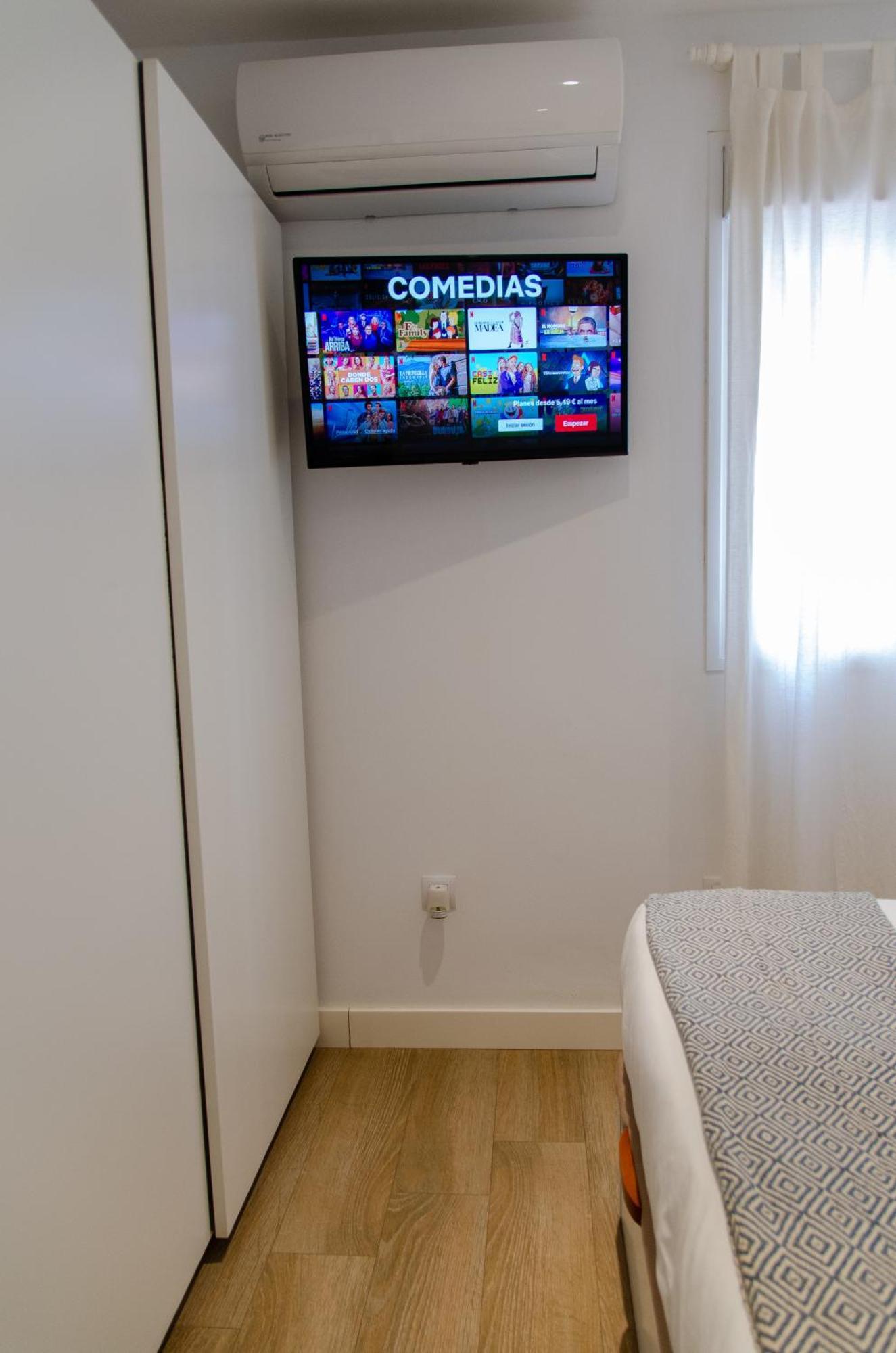 Apartamento Moderno En Triana 2 Dormitorios Y Aire Acondicionado Севилья Экстерьер фото