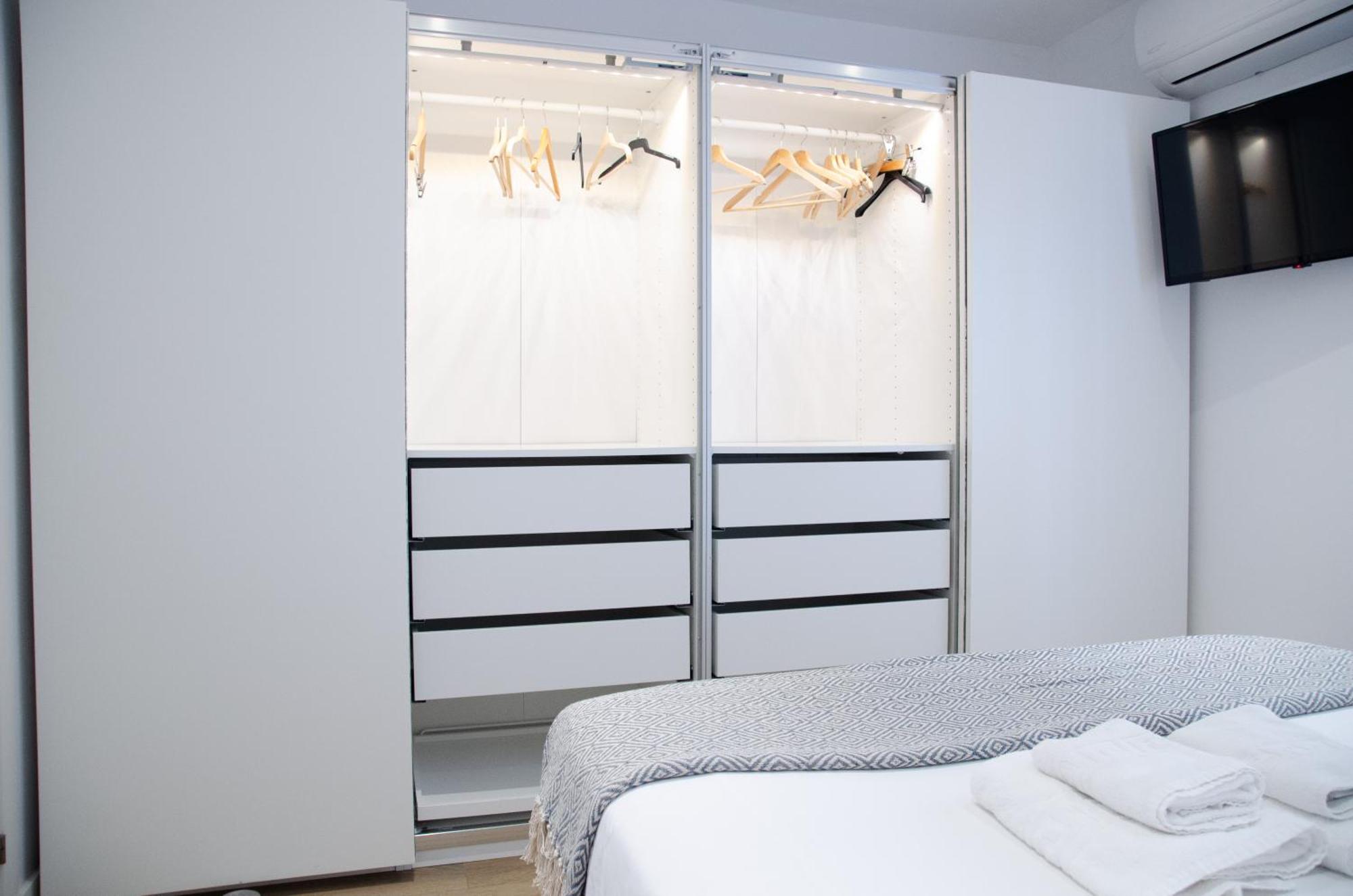 Apartamento Moderno En Triana 2 Dormitorios Y Aire Acondicionado Севилья Экстерьер фото