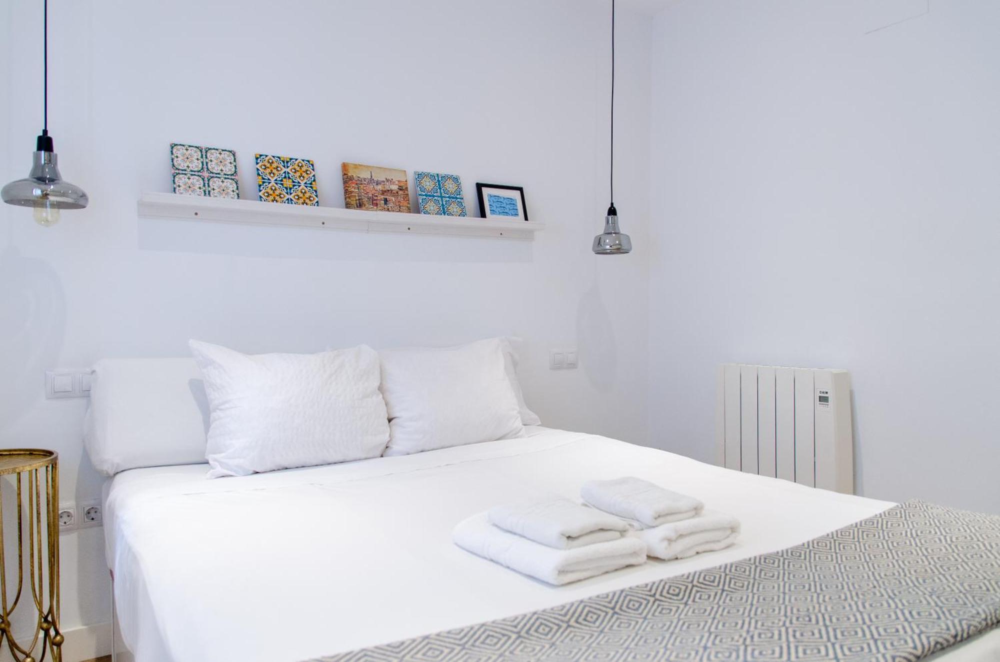 Apartamento Moderno En Triana 2 Dormitorios Y Aire Acondicionado Севилья Экстерьер фото