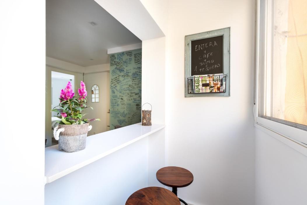 Apartamento Moderno En Triana 2 Dormitorios Y Aire Acondicionado Севилья Экстерьер фото